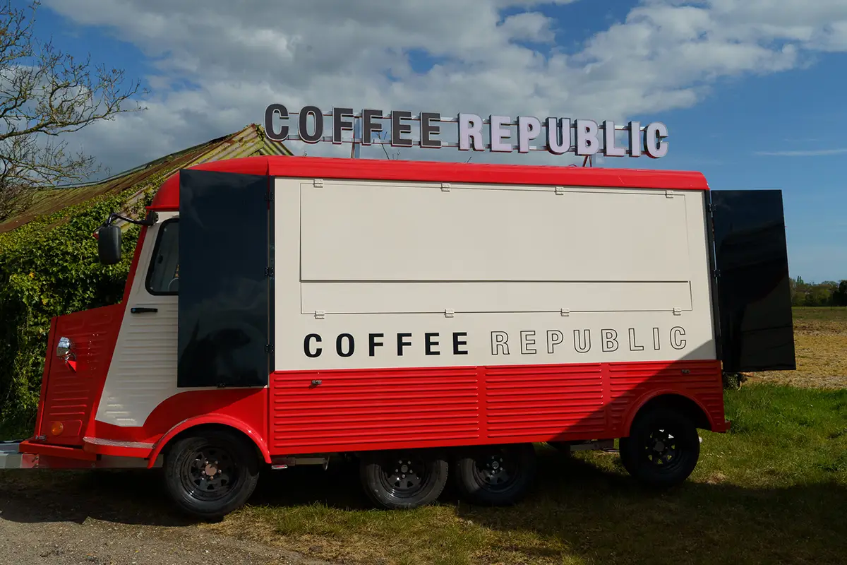 Citroen HY trailer photo 9